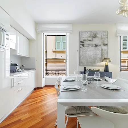 Apartman Rose 3- Climatisation-Centre Ville-Plage *