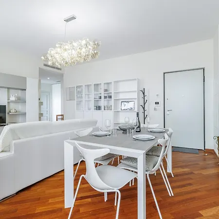 Palais De La Rose 3 *