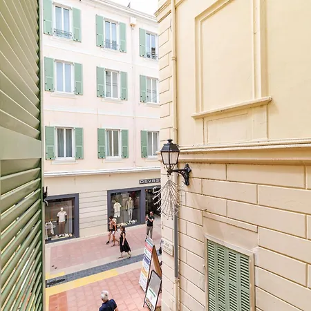 Apartament Palais De La Rose 3 *